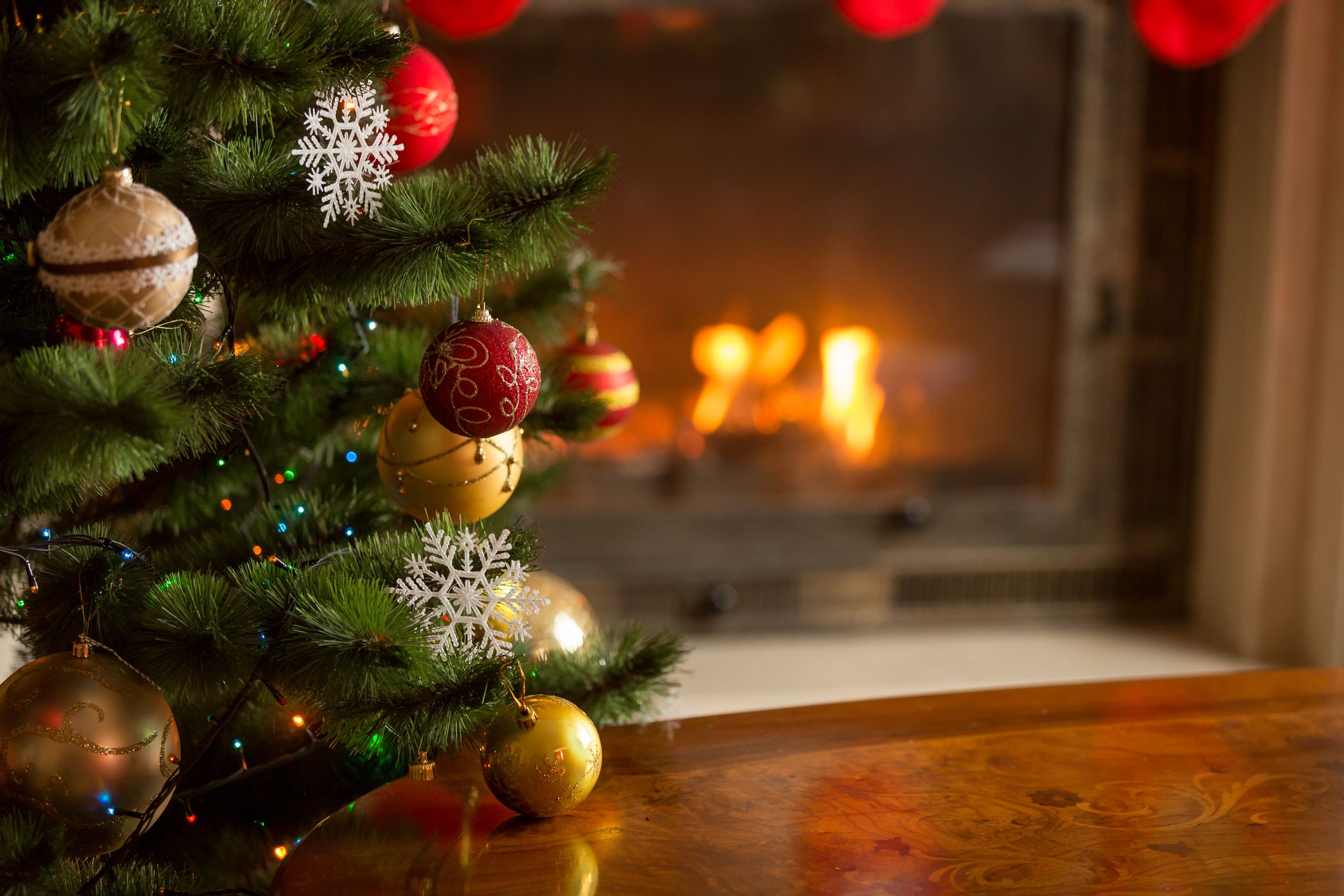ТОП подаръци за Коледа – Какво да подарите на фена, когото обичате